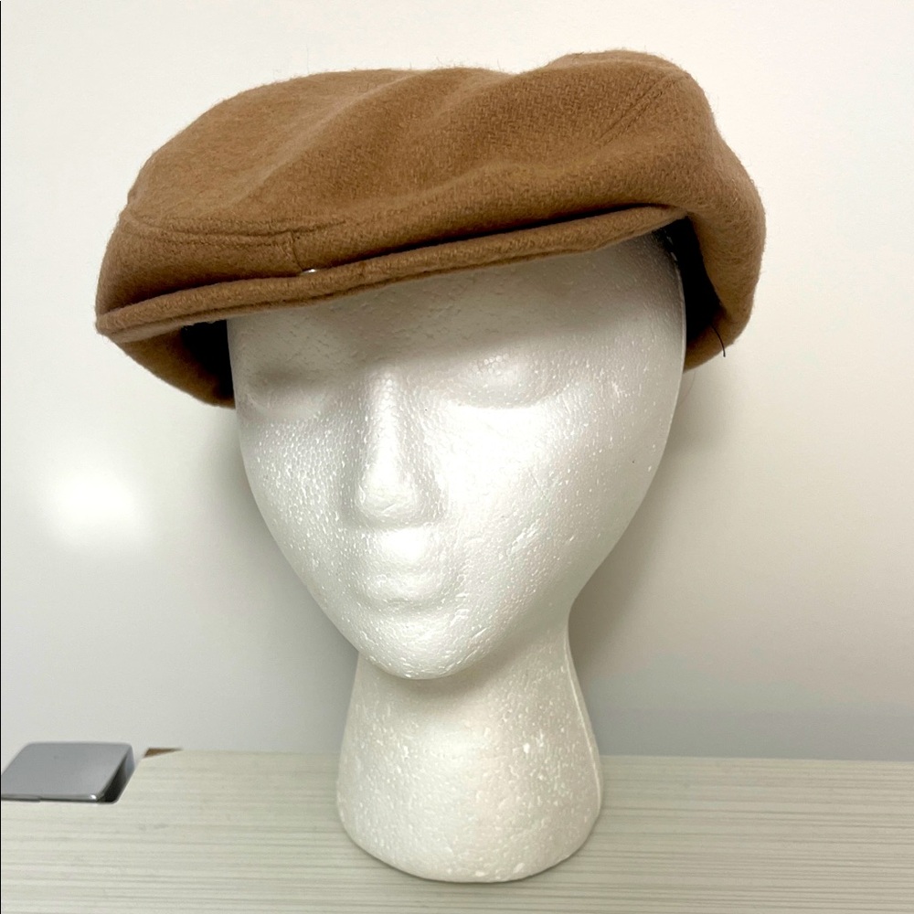 Woolrich Carmel color Newsboy Cap hat like new size large